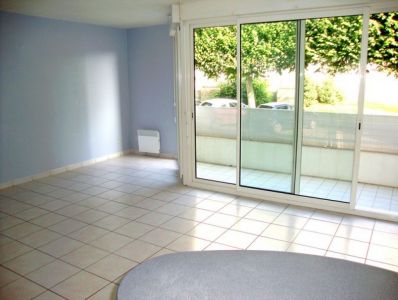 T2 de 44m2 avec terrasse, cave et parking