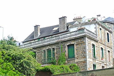 Maison de ville A RENOVER