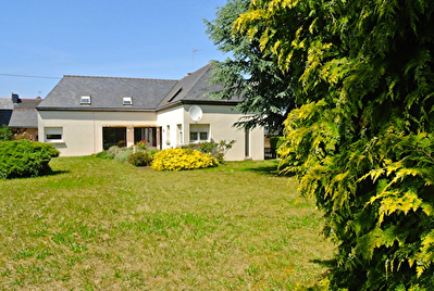 Maison de 1988 sur 1255m2 de terrain
