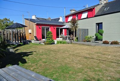 Maison r�nov�e, terrain clos 555m2