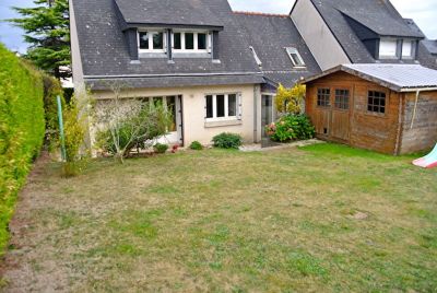Maison de 1975 sur 451m2 de terrain