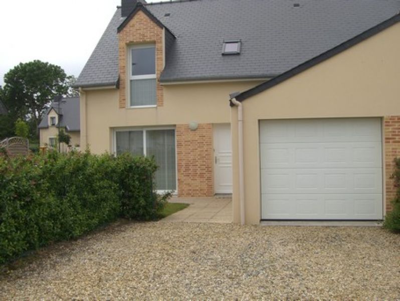 Contemporaine de 2005 avec jardin et garage