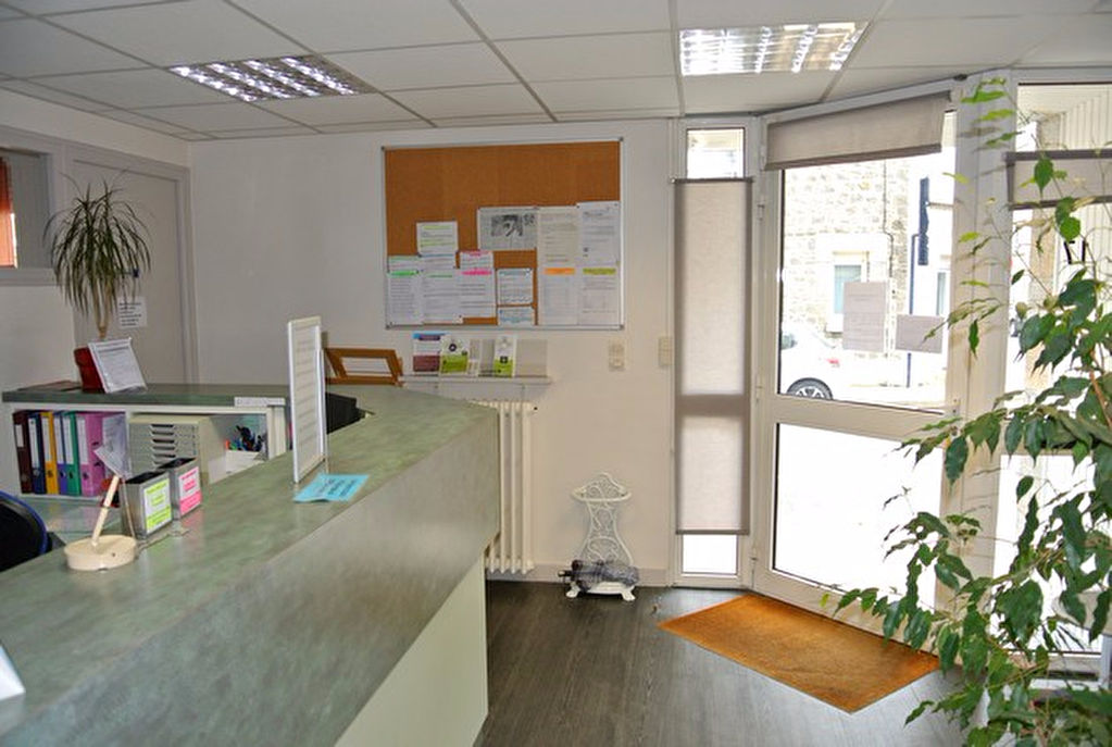 Bureaux de 172m2 avec 3 garages