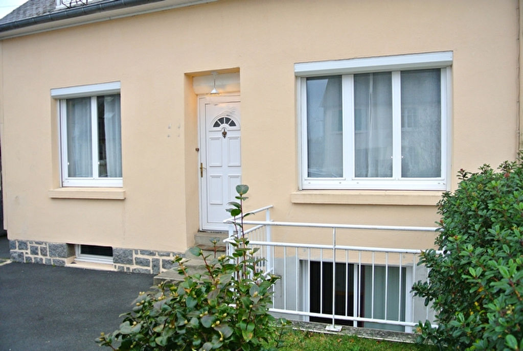 Maison r�nov�e, 423m2 de terrain