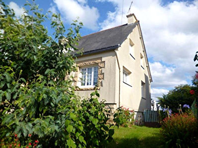 Traditionnelle avec jardin et garage