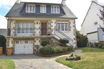 Maison traditionnelle sur terrain de 495 m�