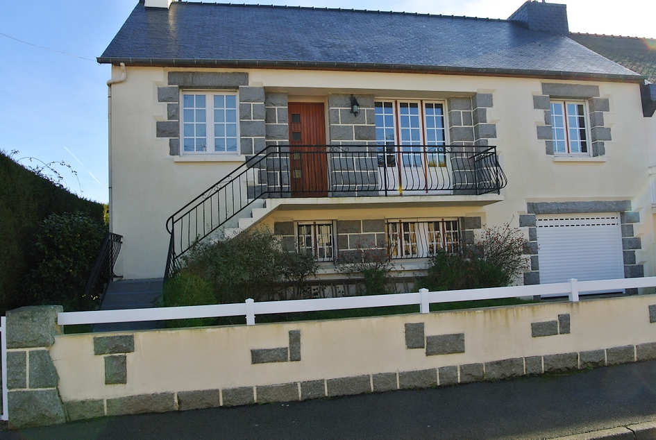 Maison de 1970 sur 383m2 de terrain