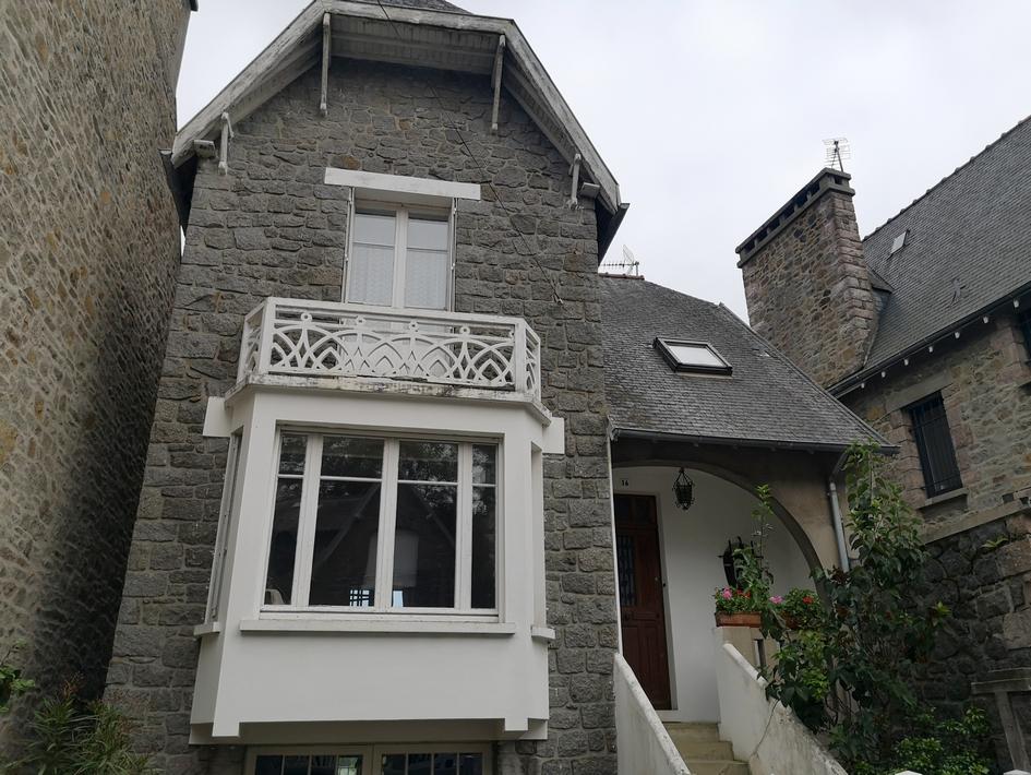 Maison de ville avec jardin et garage