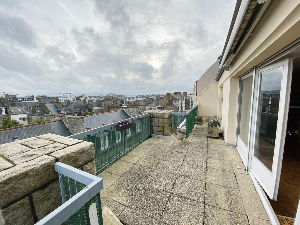 Beau T4 avec terrasse et garage