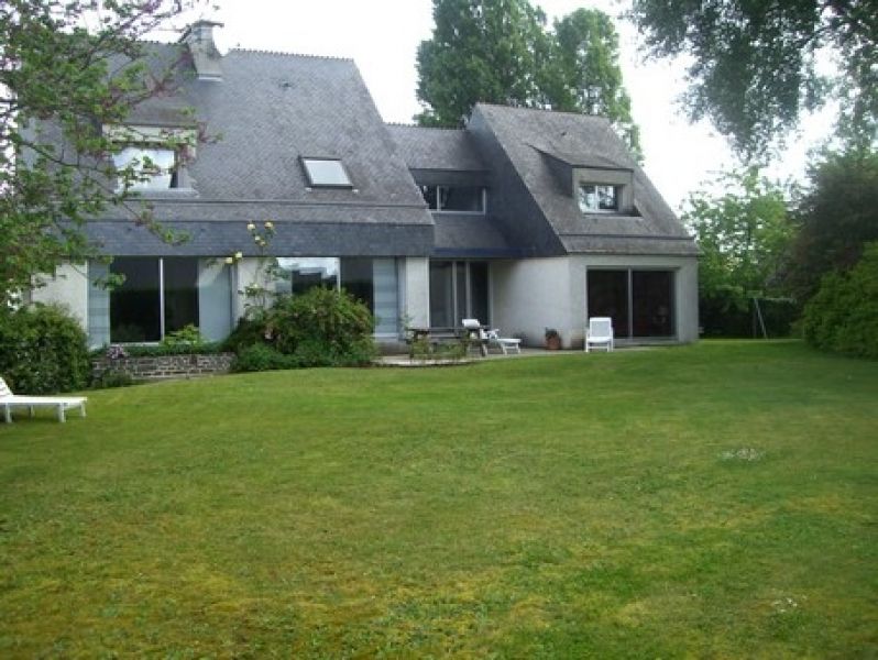 Maison d'architecte sur terrain  1447m2