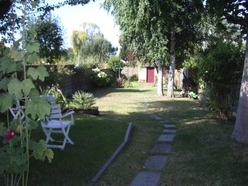 Maison des ann�es 20 avec garage