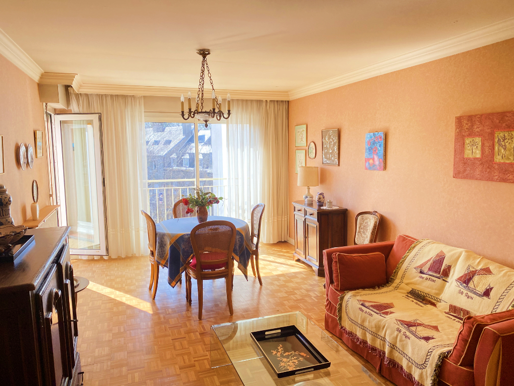 T2 de 63m2, balcons, garage