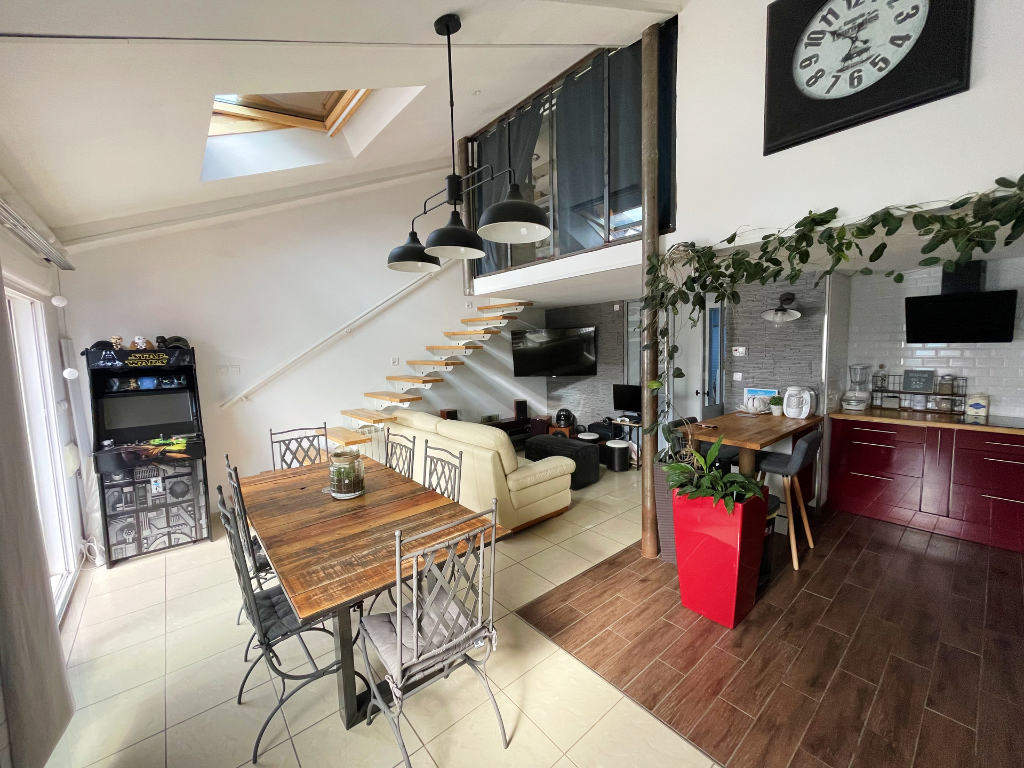 T3 duplex, terrasse, parking