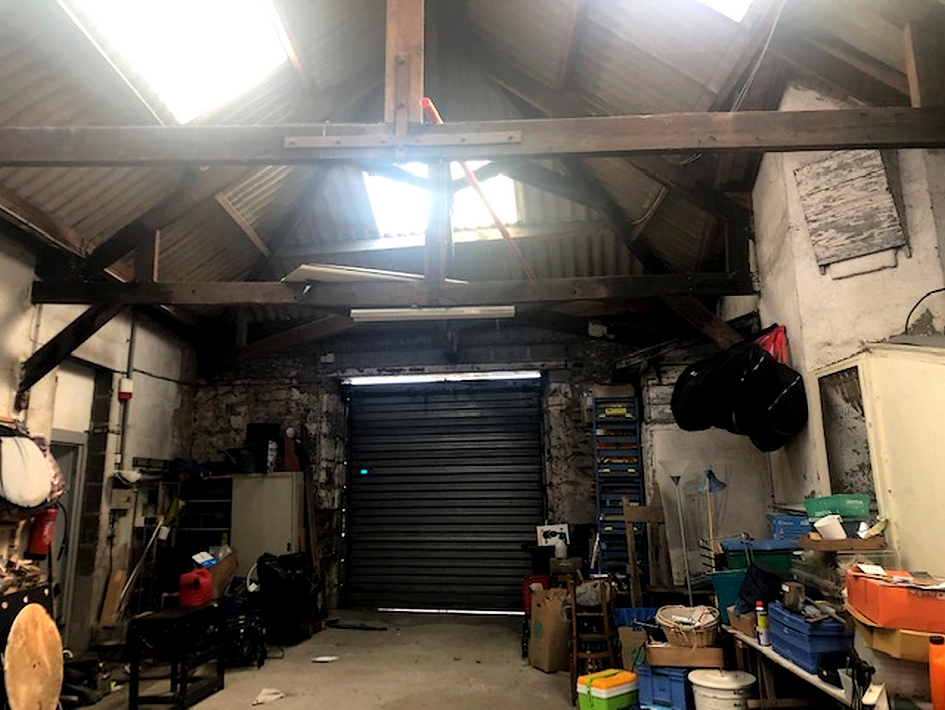 Bureaux + hangar proche gare