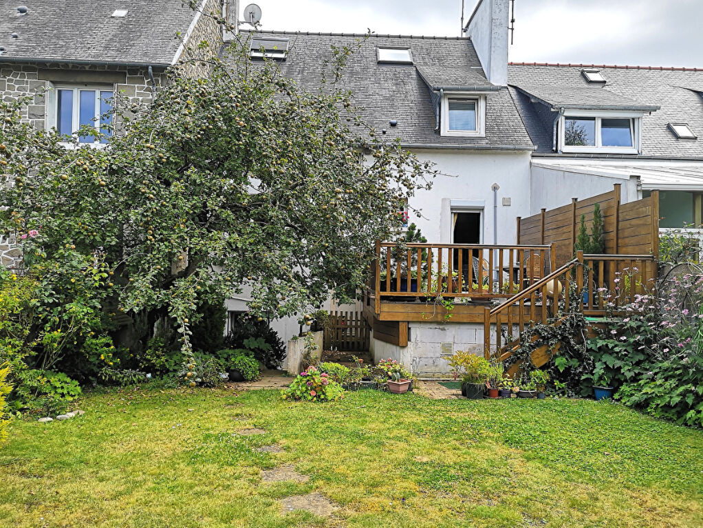 Maison de ville, jardin et garage