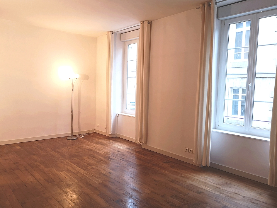 T3 r�nov� de 79 m�, cave