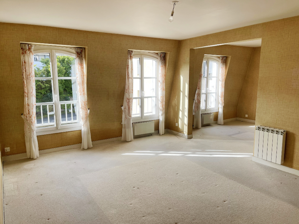 T4 au dernier �tage, 2 parkings