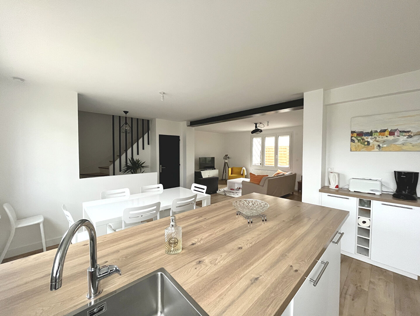 Maison de ville avec terrasse et garage