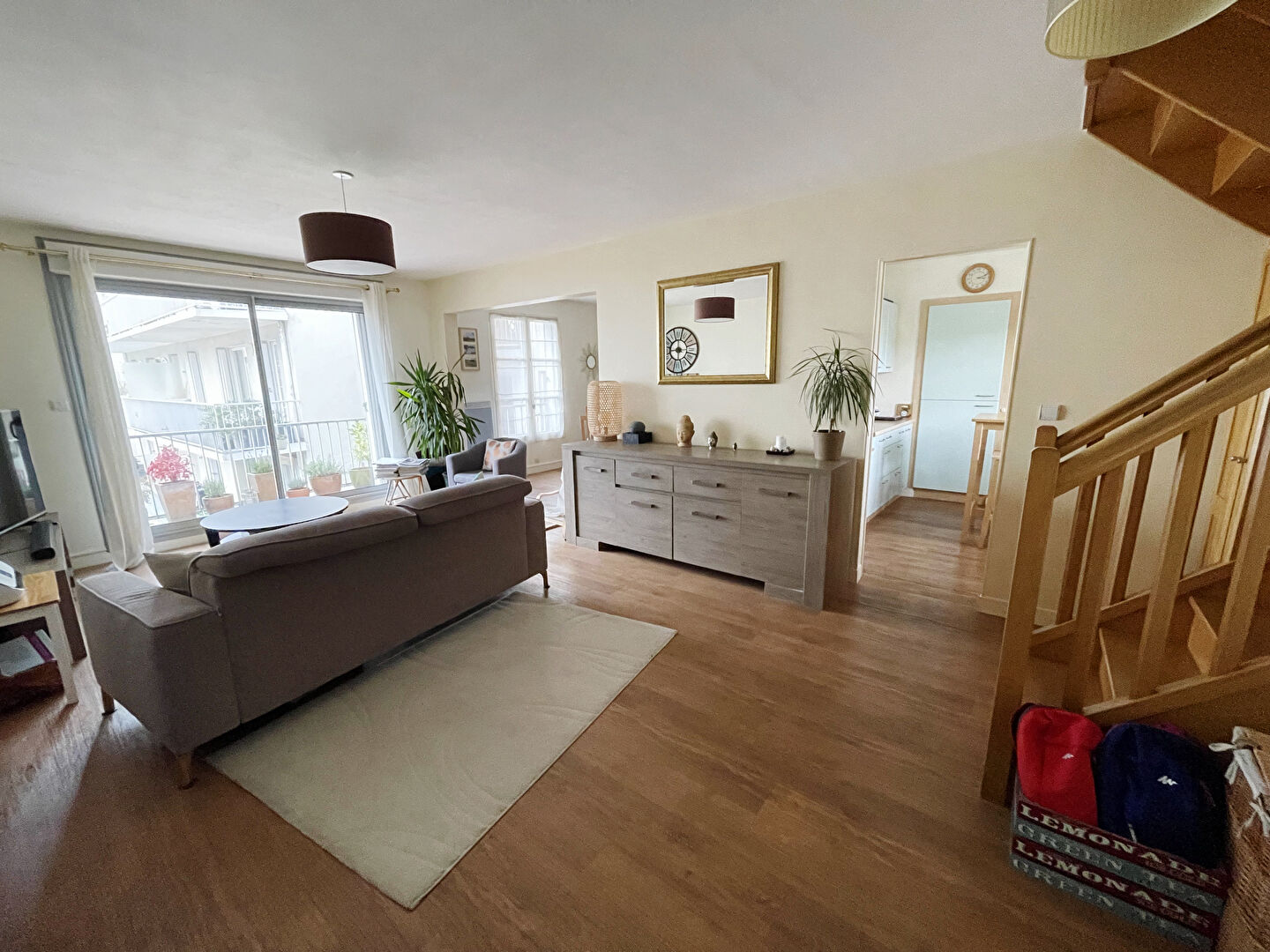 T4 duplex 91m2, balcon, cave et parking