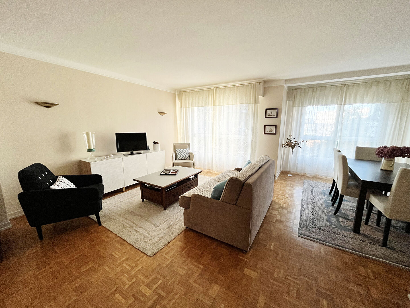 T4 de 86m2 avec balcon, cave et parking