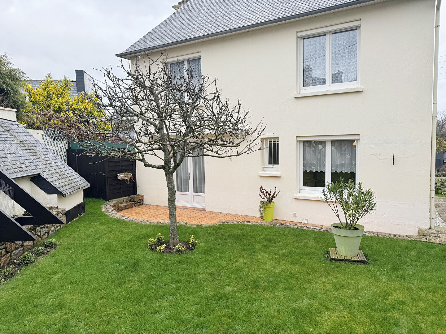 Maison des ann�es 60 sur 386m2 de terrain