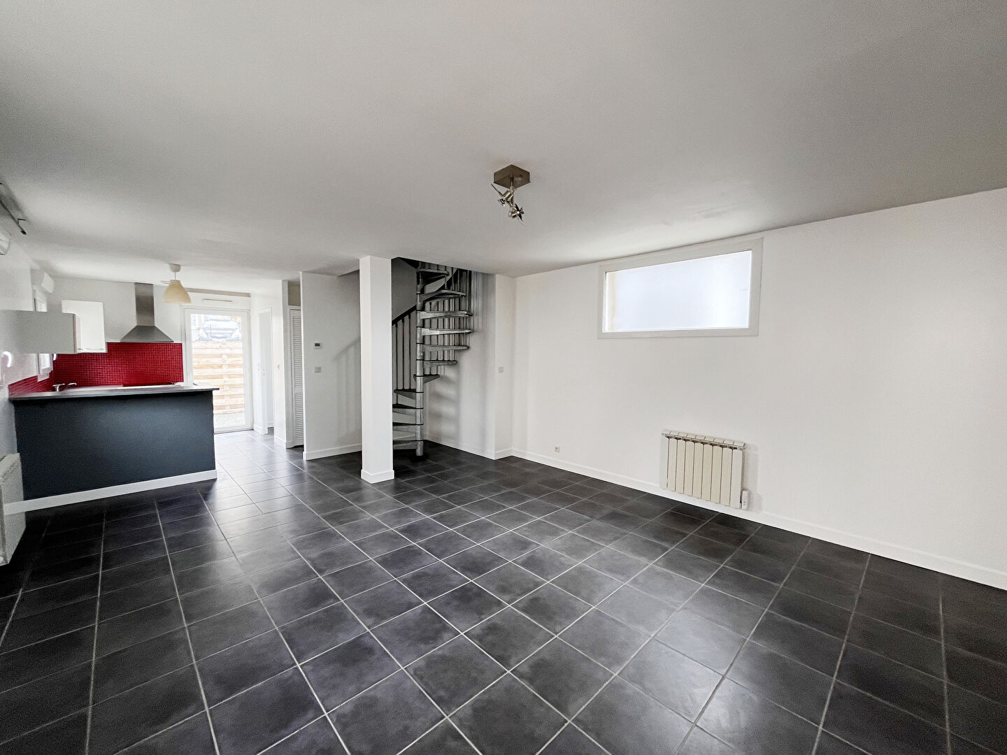 T3  duplex avec terrasse et parking privatif