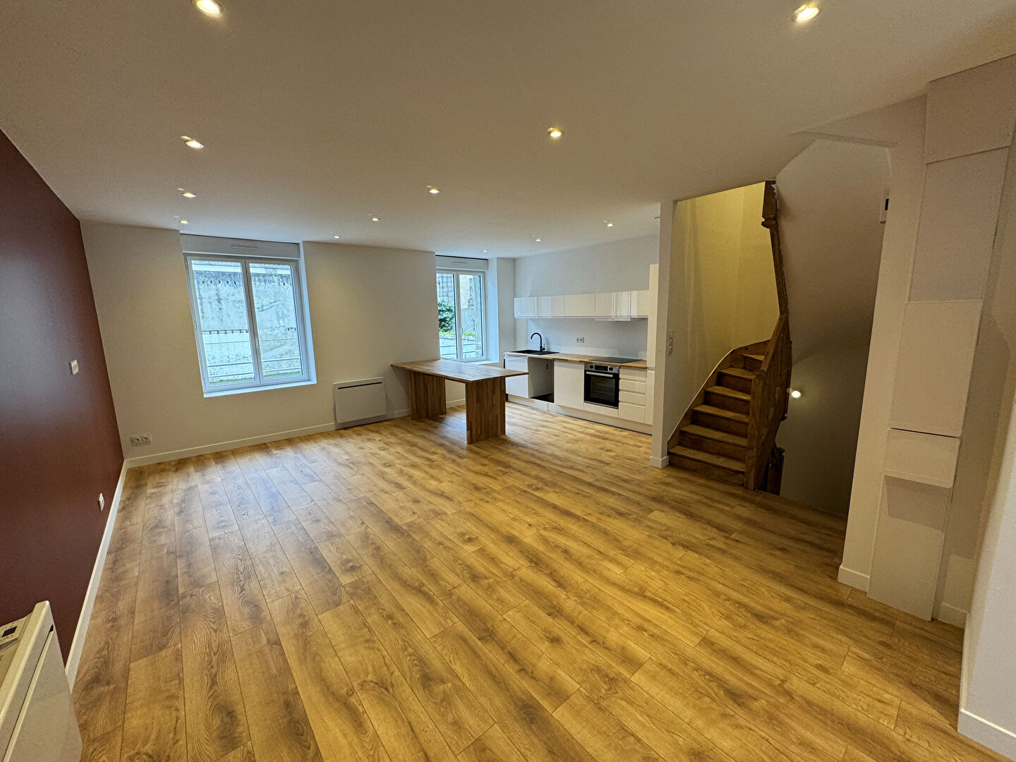 Appt T5 DUPLEX, enti�rement r�nov�, plein centre