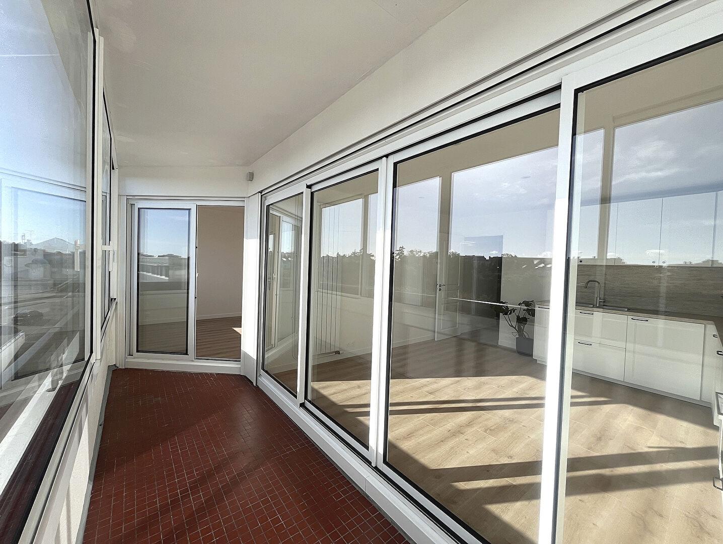 T4 de 103m2 r�nov�, cave et garage