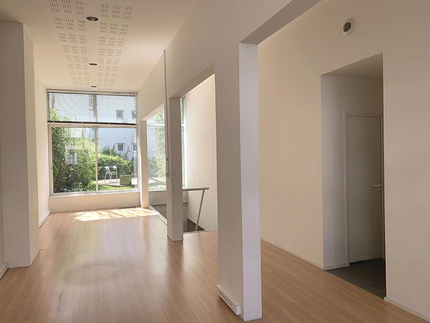 Local de 77m2 � usage de bureaux
