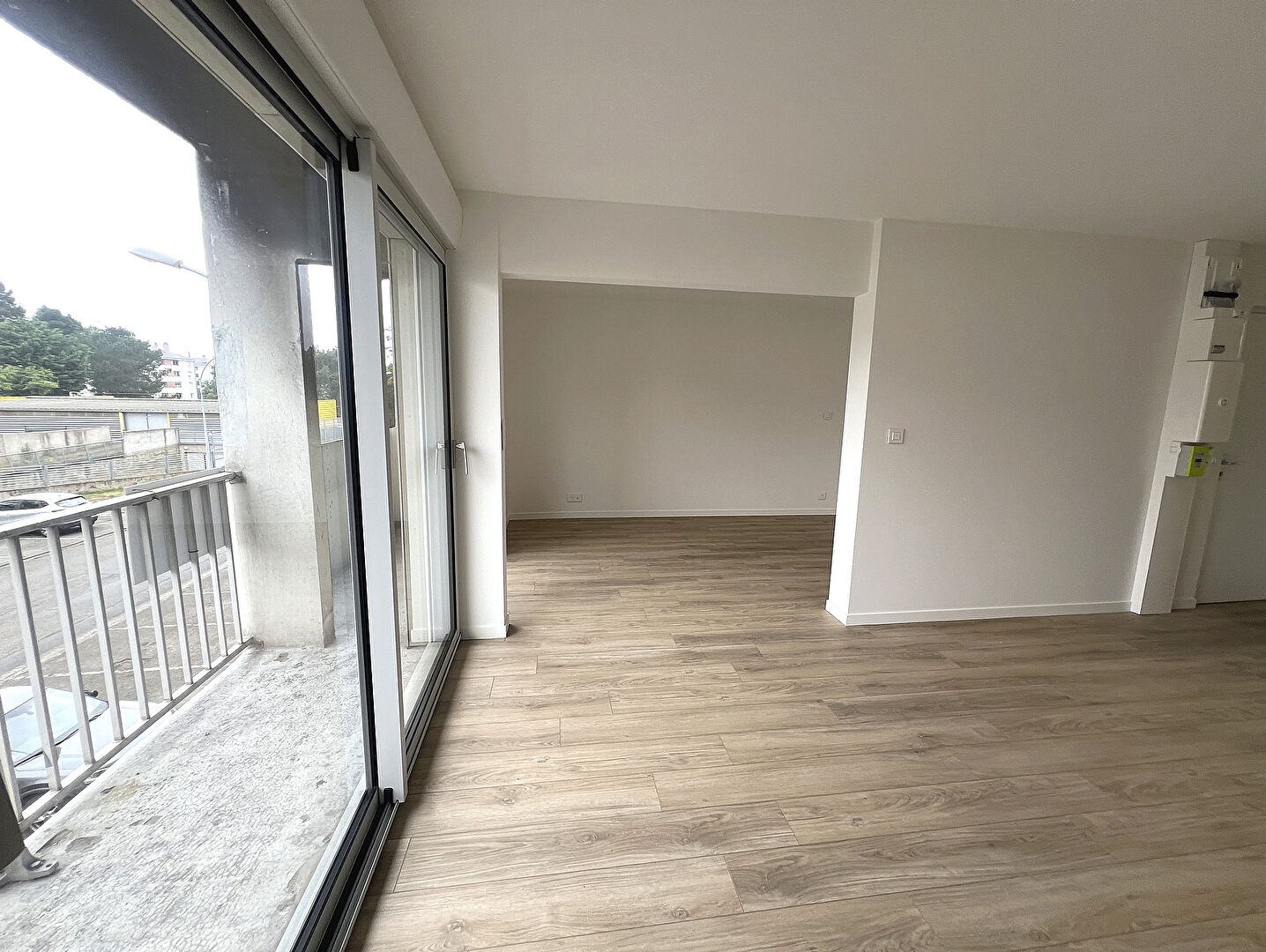 Appartement 3 pi�ces enti�rement refait � neuf