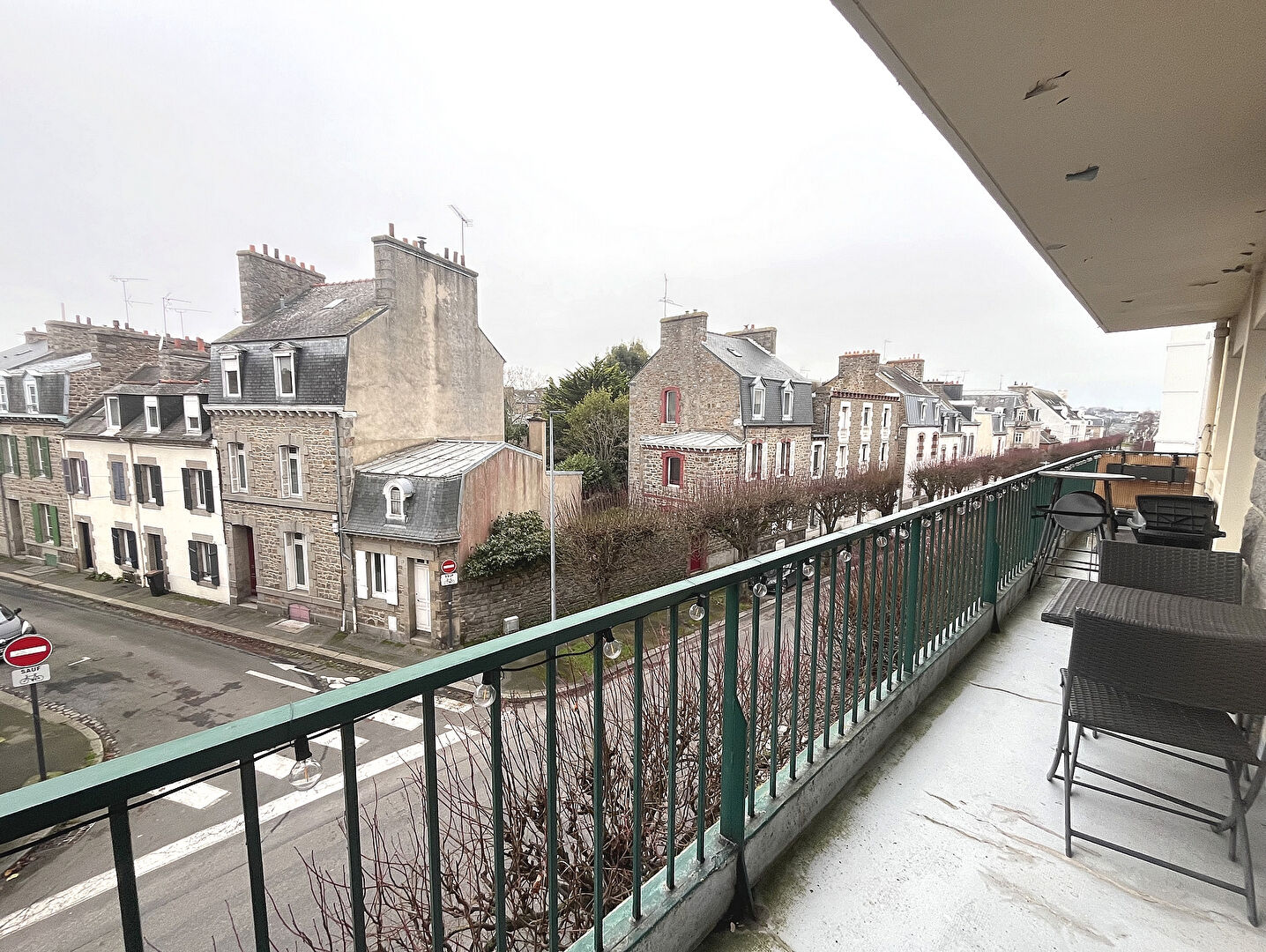 T5 de 107m2, balcons, cave et garage