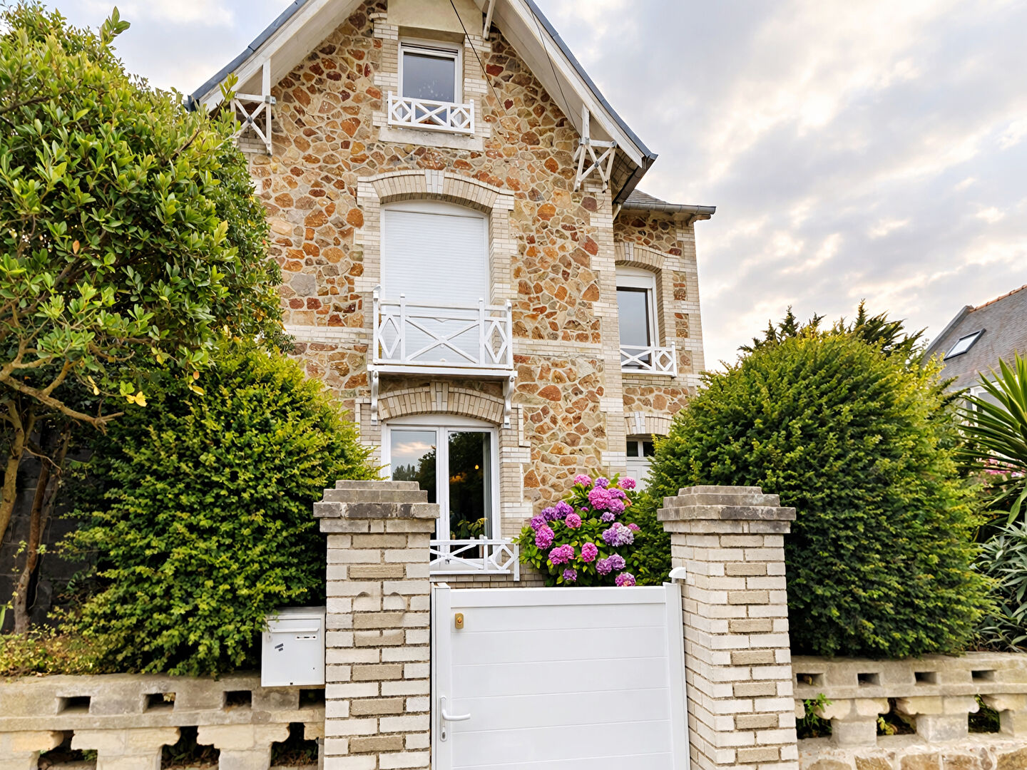 Maison de caract�re, terrain de 535m2