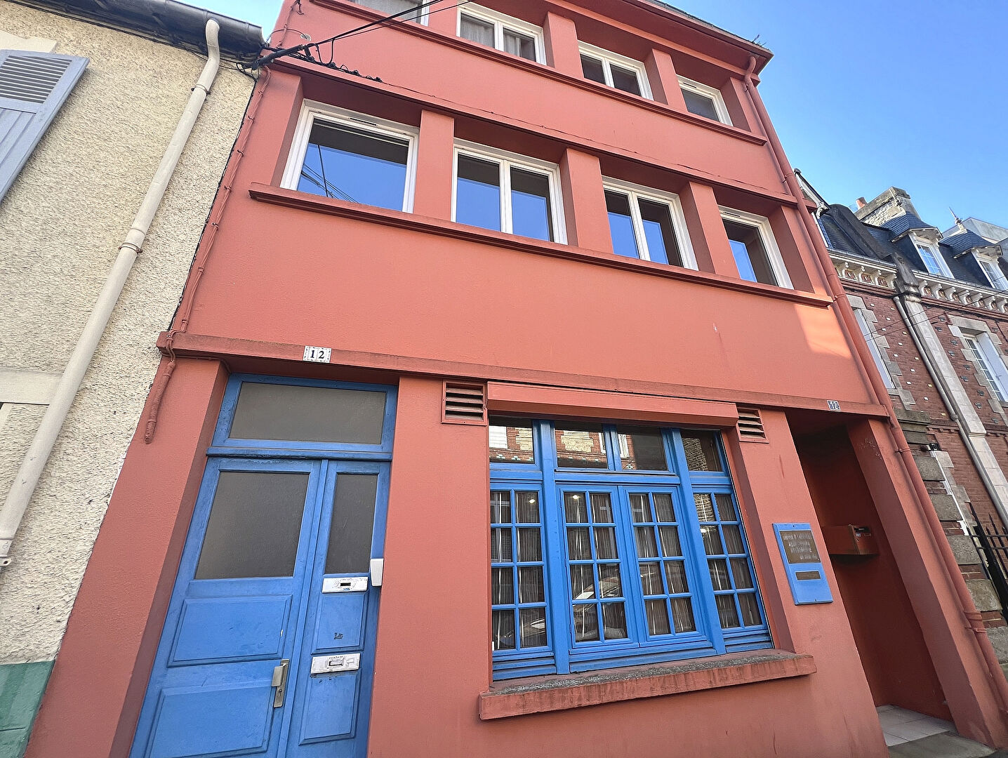 Local professionnel de 115 m2