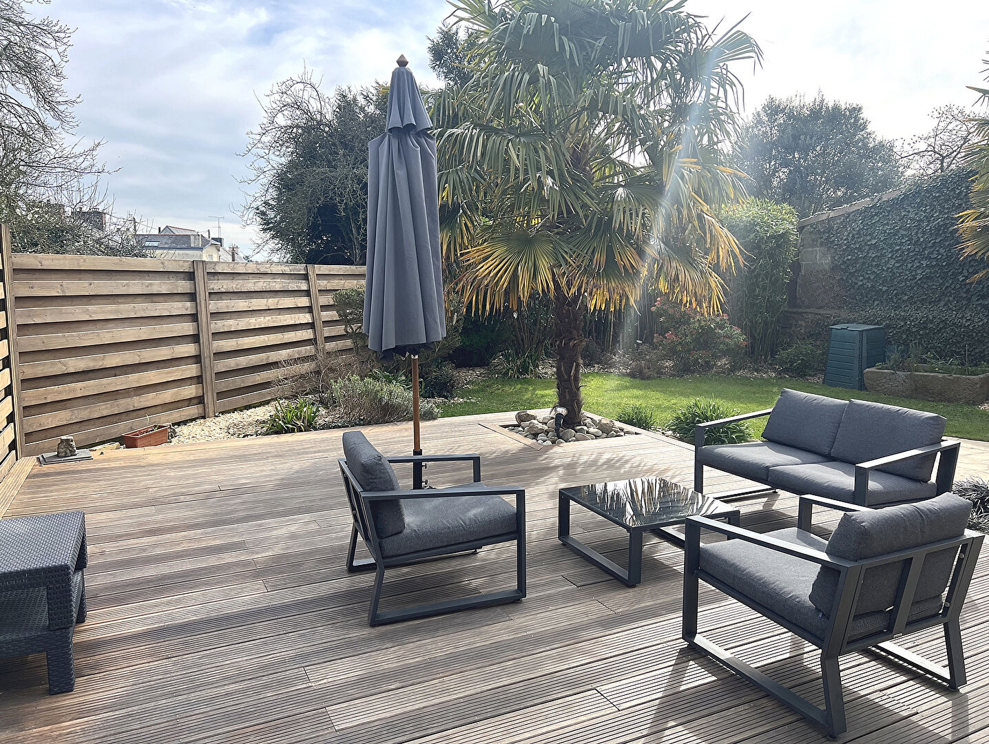 Maison de ville, terrasse jardin paysager